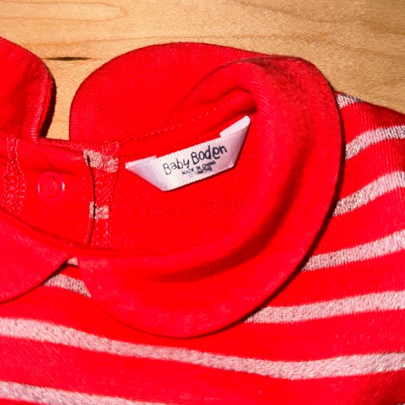 Baby Boden Girls Holiday Dress in Red and Gold Glitter Stripe 12-18 months - Picture 4 of 7